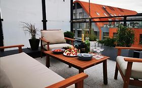 Trident Apartment III